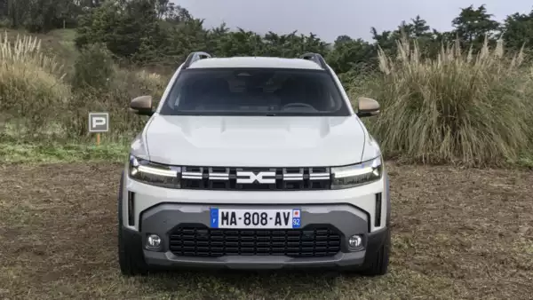 New Renault Duster Launch Date, Expected Price.